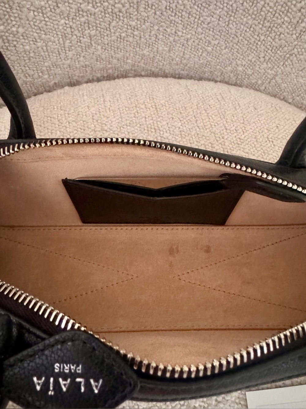 Alaïa Black Leather Shoulder Bag with Silver Hardware - Picture 6 of 13